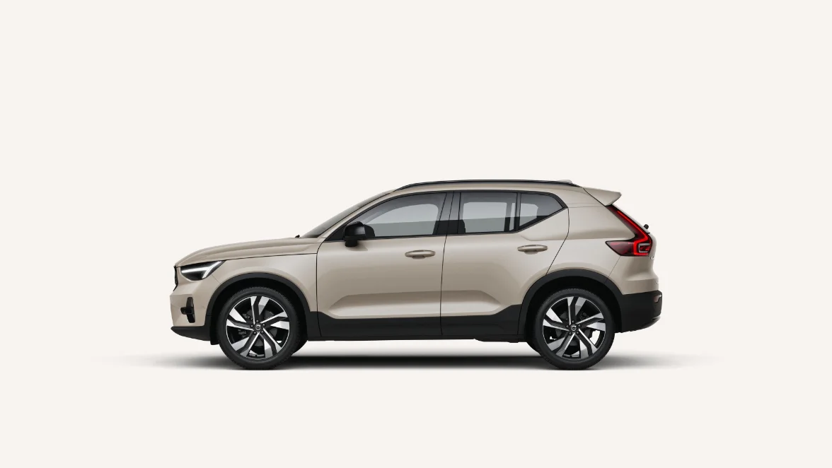 Volvo XC40 — periyodik bakım